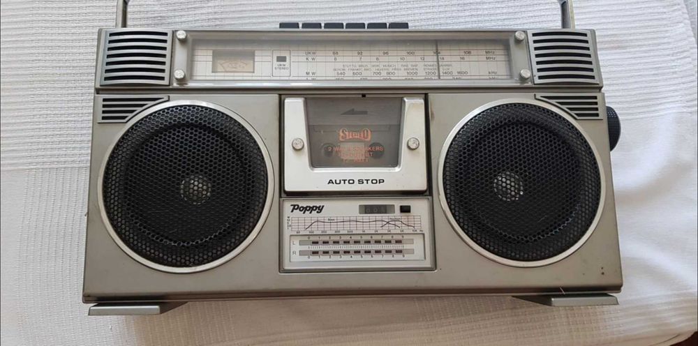 Radiomagnetofon - boombox