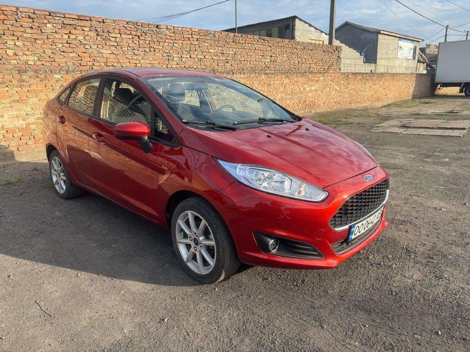 Продаю ford fiesta
