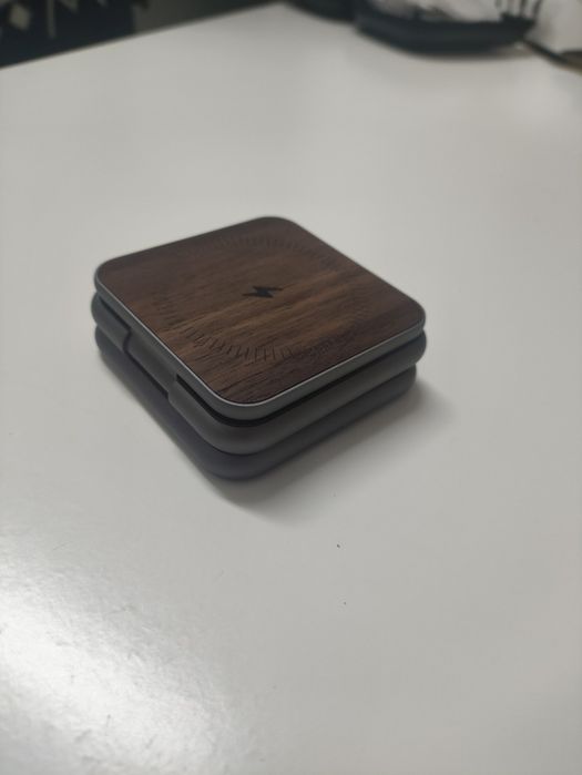 Carregandor sem fio Magnético 3 em 1 dobrável NOVO