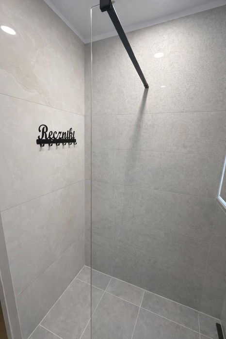 Glazurnik - Układanie Płytek w Łazience - Profesjonalny Kafelkarz