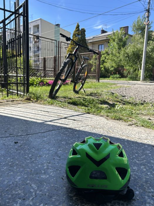 Kask kellys zielony