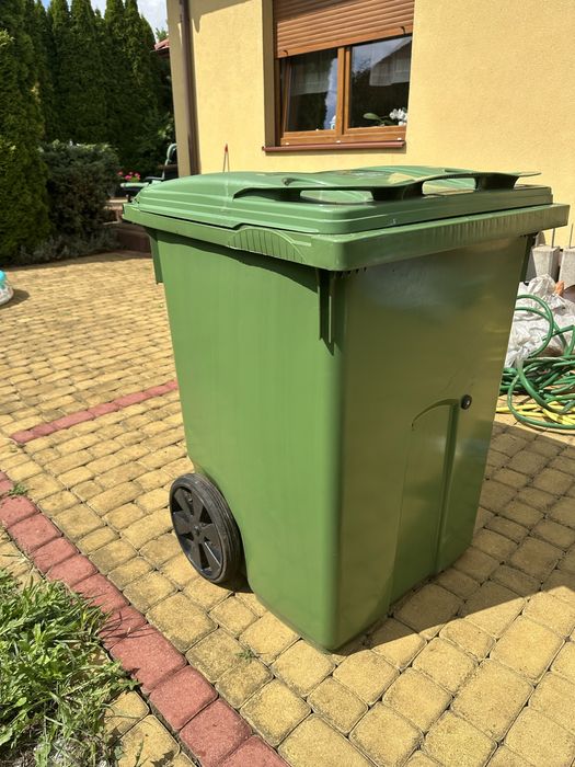 Kubeł na śmieci  370 L