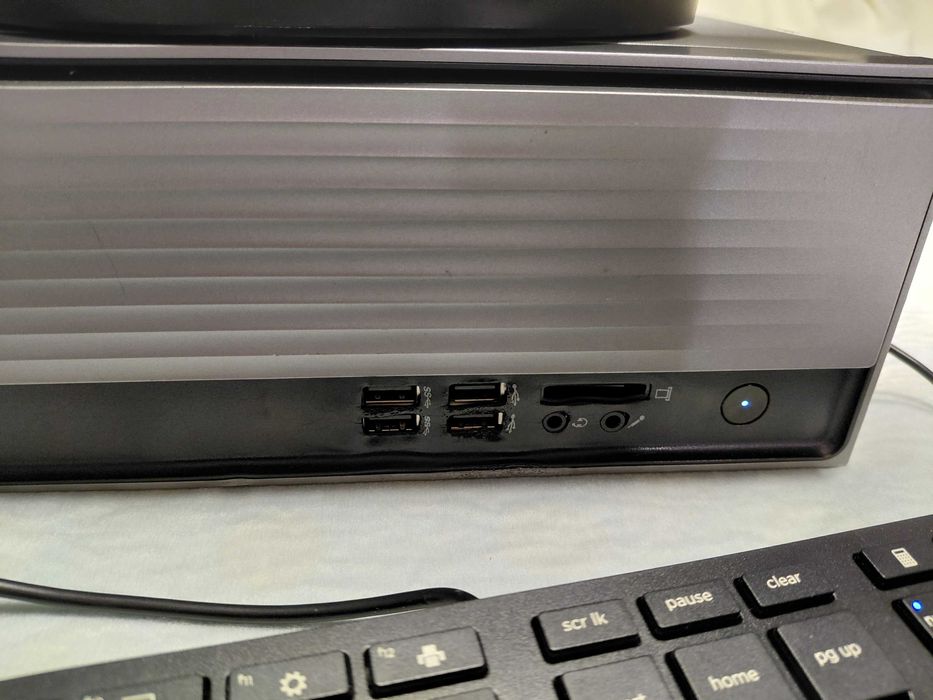 Lenovo Compact Tower Computer447291311491665924