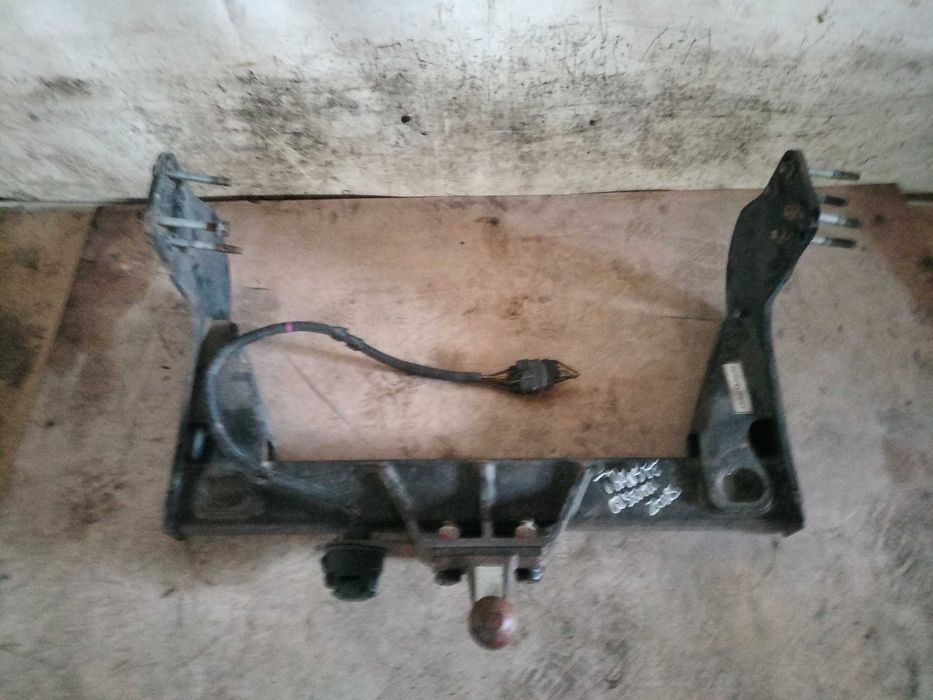 Engate Gancho Reboque Ford Transit Custom 2018