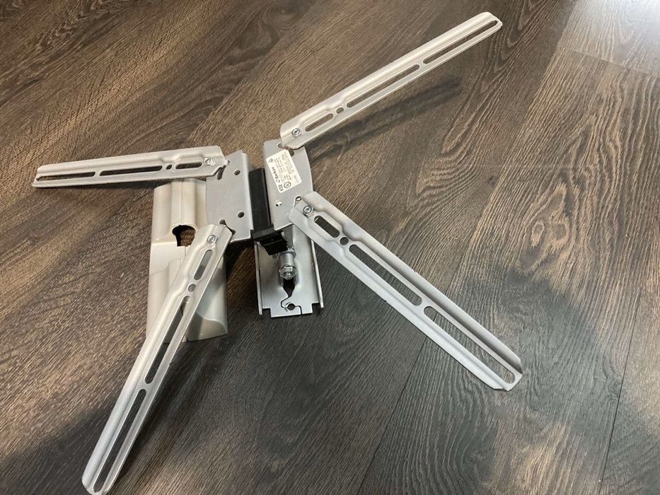 Крепление для телевизора