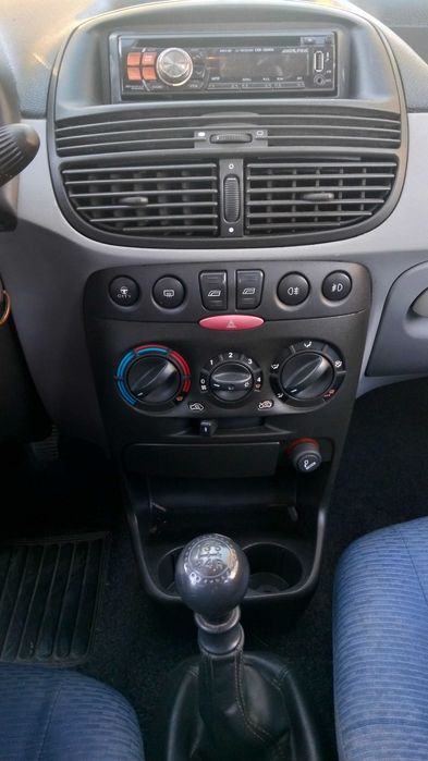 Fiat Punto 1.2 gasolina de 2003