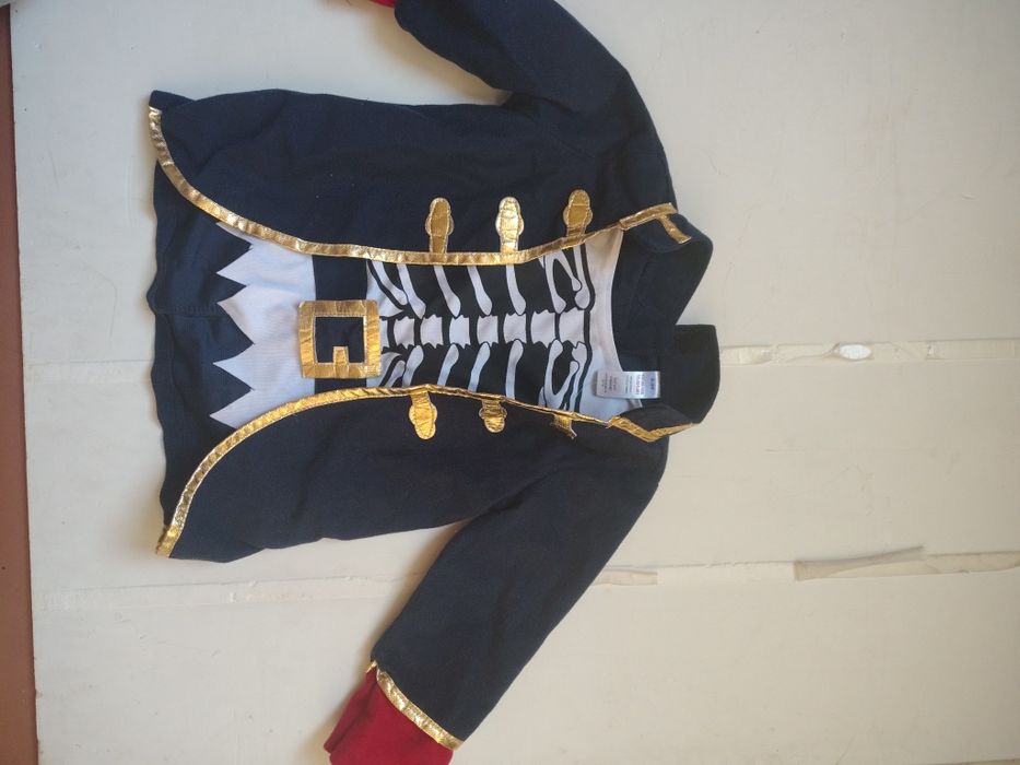 Костюм пирата  на 3 года