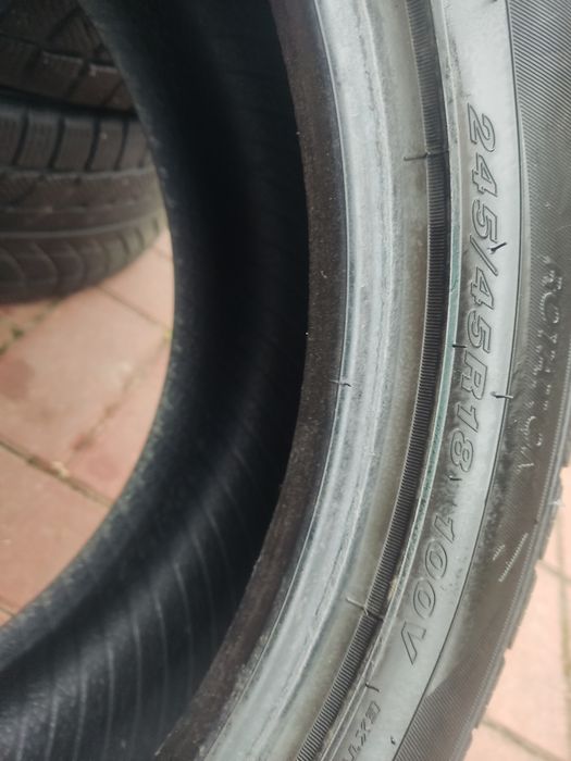 Opony zimowe 245/45 R18