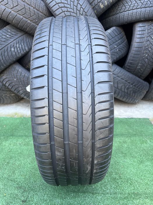 *Opona Pirelli pojedynka 225/50/18