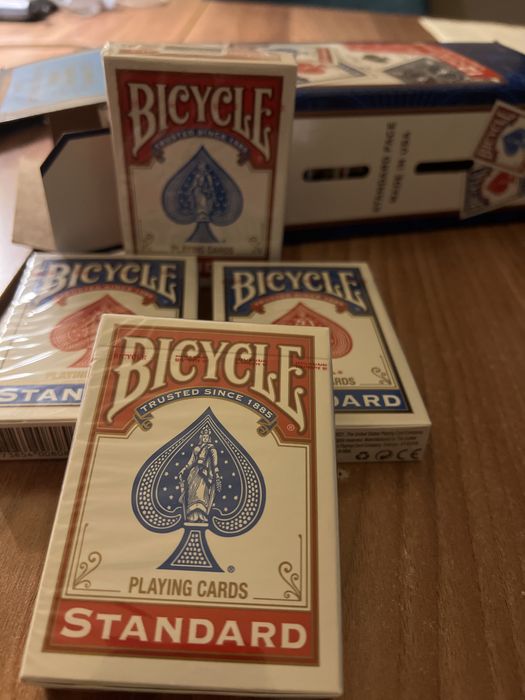 Baralho de cartas bicycle azul ou vermelho