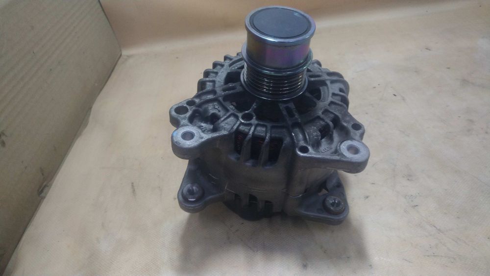 / Skoda Rapid alternator