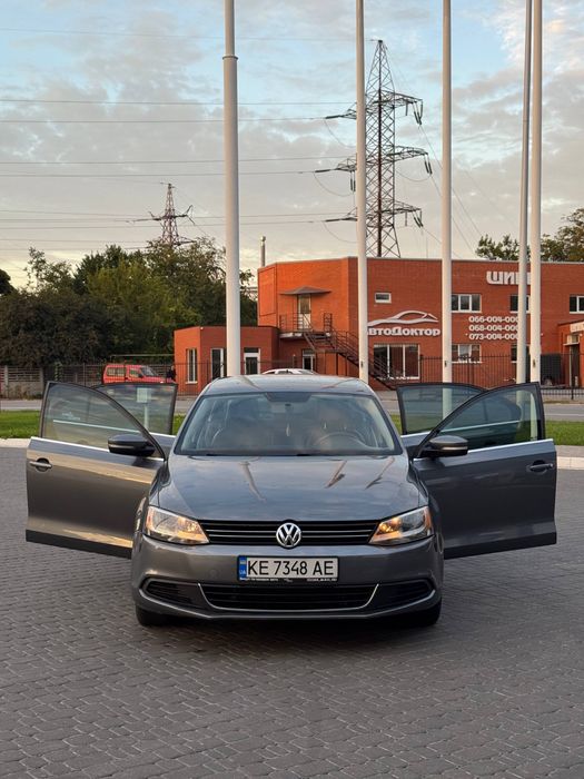 Volkswagen jetta 1.8 2014