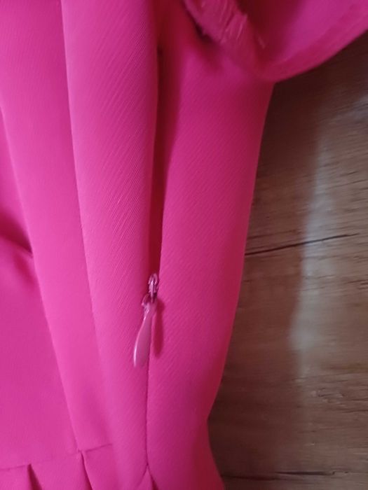 Sukienka elegancka rozm 40 ciemny malinowy róż