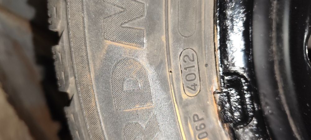 Сталеві диски R15 з резиною