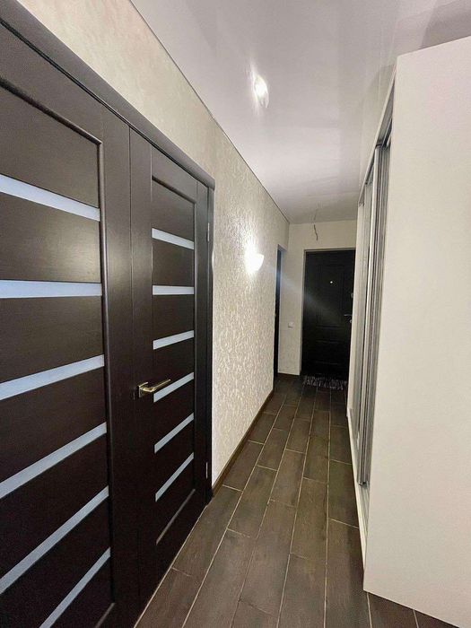 4-х кім. квартира в центрі міста.