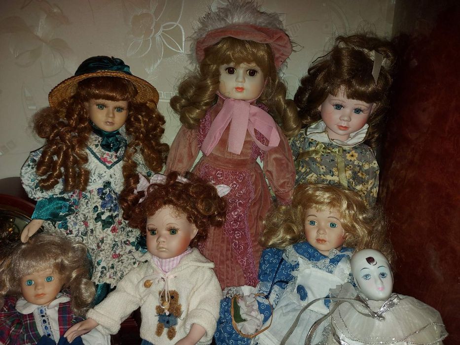 Порцелянові ляльки