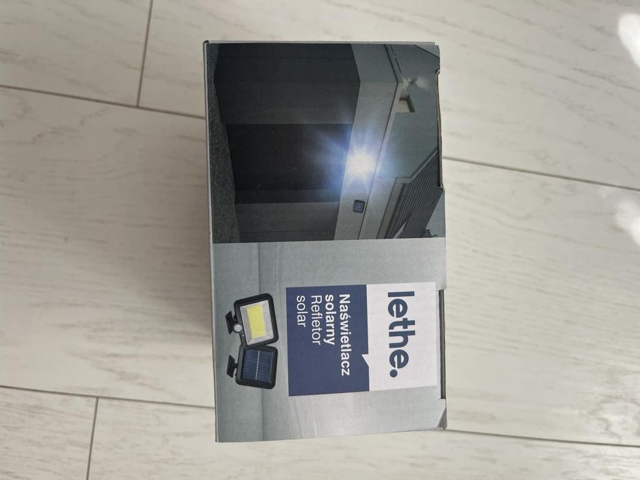 Lampa solarna lethe
