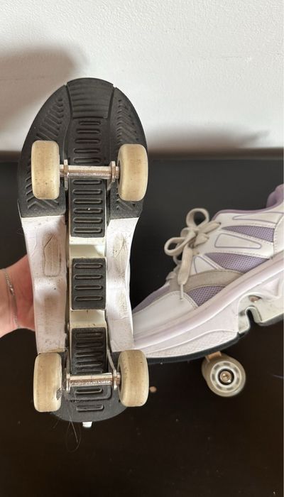 Кросівки ролики.