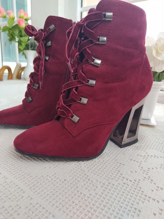 Botas bordeaux, super originais - Tamanho 38