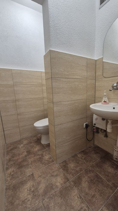 Lokal handlowo usługowy do wynajęcia w Lewinie Brzeskim