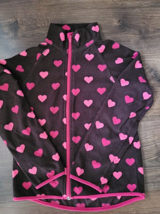 2 bluzy polarek rozm. 122 - 128 cm + gratis!