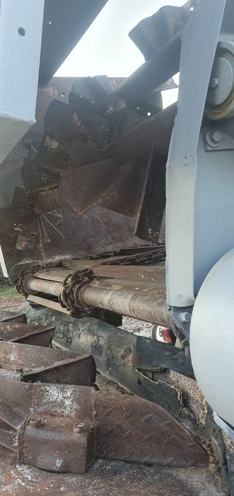 Sprzedam rozrzutnik obornika i wapna Skoda