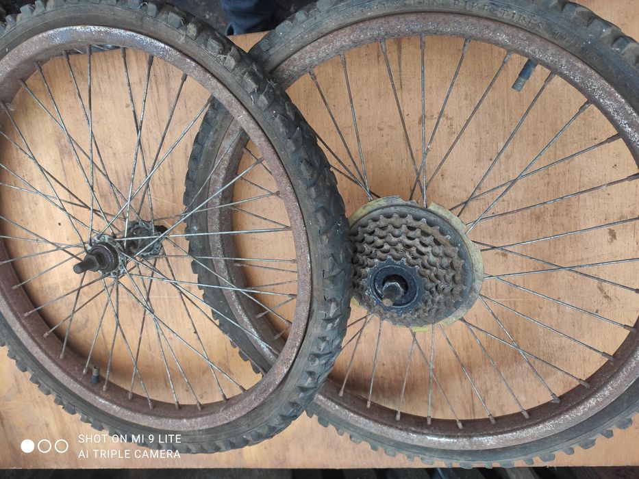 Запчастини для велосипедів підніжка бокова.