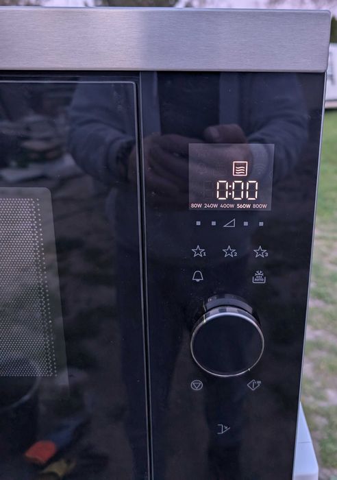 Kuchenka mikrofalowa  MBB1755SEM/50cm szerokości/ sklep 1800zł