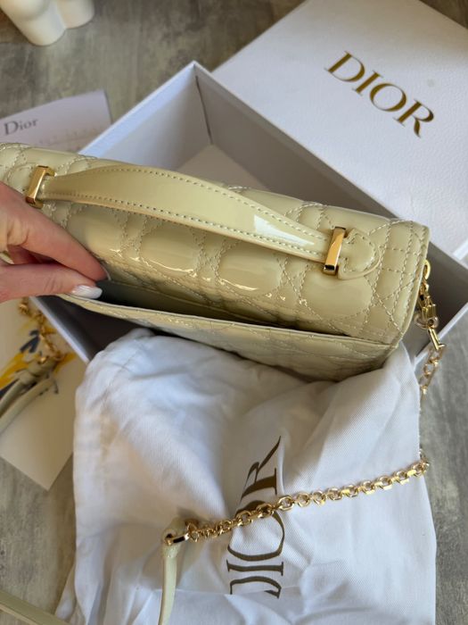 Dior сумка у наявності