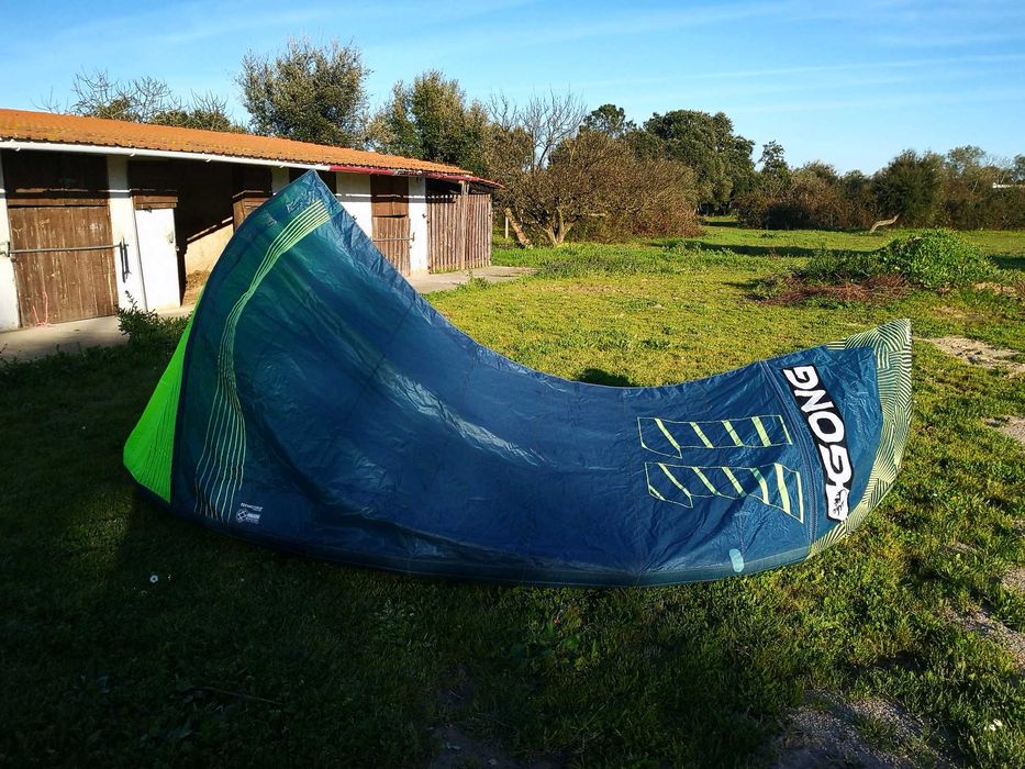 Kite Gong Strutless 11mt - LightWind / Foil