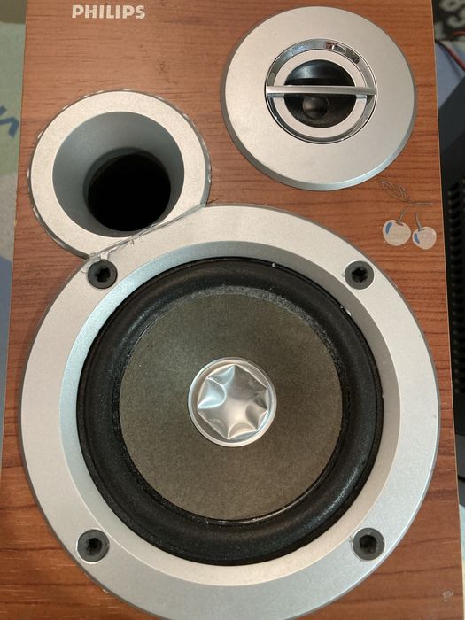 Mikrowieża Philips MCM 390