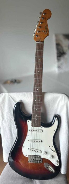 Guitarra elétrica Squier CV 60s Strat