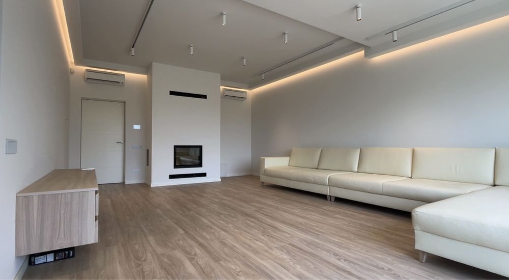 Без % Продаж будинку в с. Колонщина, Макаров