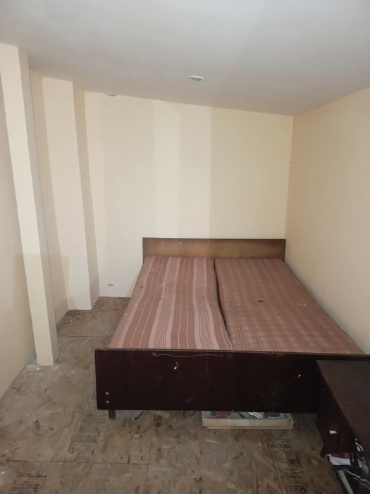 Вул.Корольова.Кутовий гараж з документами .