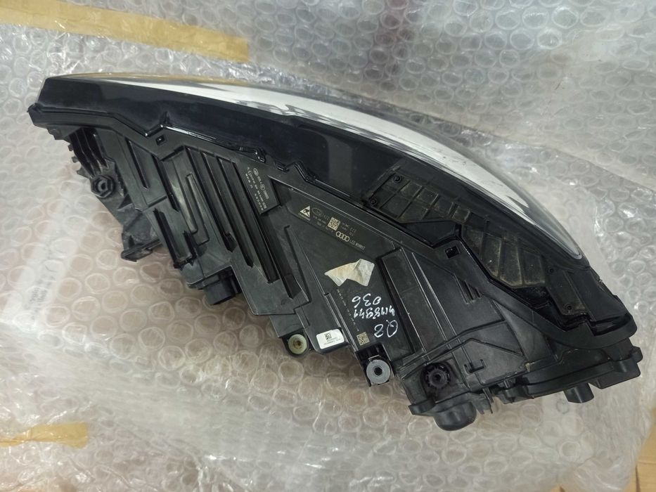 Lampa Prawa Przód przednia AUDI Q8 SQ8 4M8.941.036 Full Led Matrix