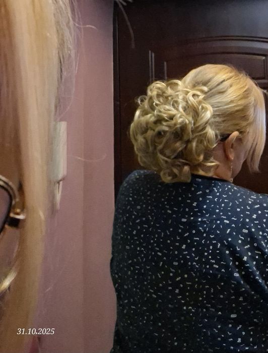 Kok sztuczny z gumką do włosów, dopinka