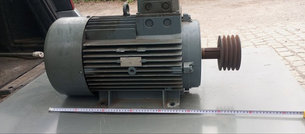 Silnik elektryczny