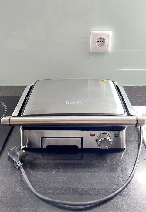 Vendo grelhador de placas usado