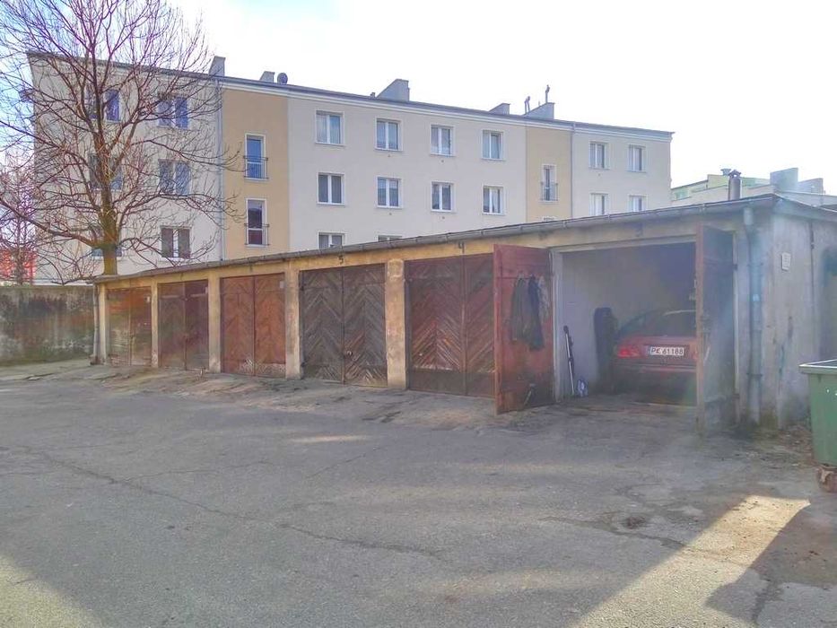 GARAŻ murowany Magazyn  ul.Górnośląska 24 Kalisz, wjazd od Zgodnej