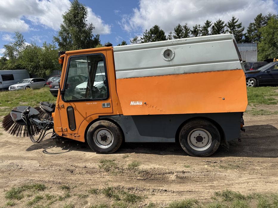 Hako Citymaster 1750 zamiatarka samojezdna + piaskarka