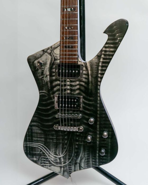 Gitara elektryczna Ibanez ICHRG2 Iceman - unikat, H.R. Giger