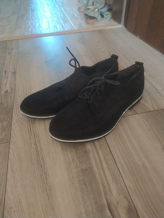 Buty sznurowane pantofle wiosenne jesienne trzewiki zamszowe 40
