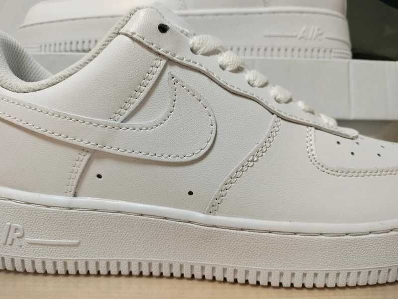 Buty sportowe Nike_Air_Force_1_Low_07_White_Gum Rozmiar R.44