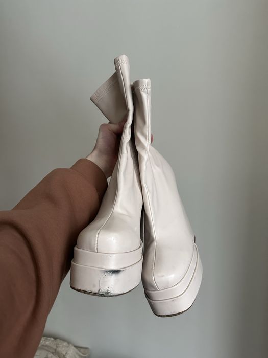 Bratz бежеві ботильйони підбори