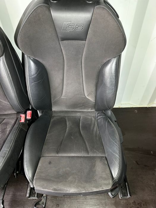 Fotele komplet audi s3 8v a3 3D 2014r kanapa alcantara alkantara