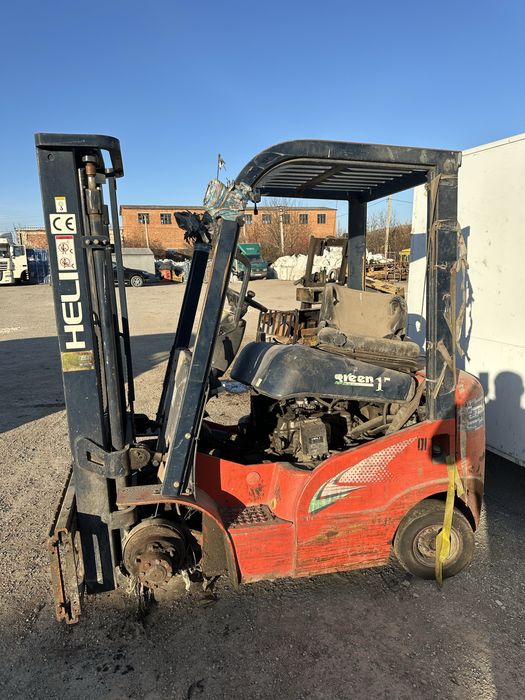 Розбираю навантажувач вилковий Heli погрузчик кара автонавантажувач