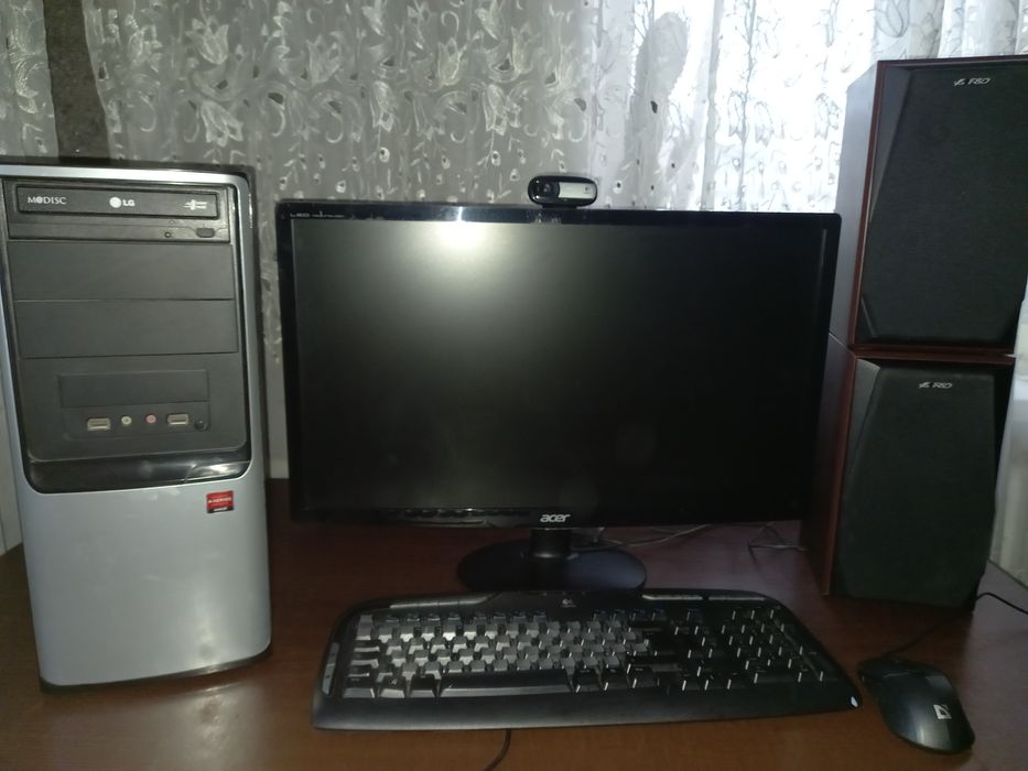 Компютер для офісу, роботи, навчання,перегляду фільмів.