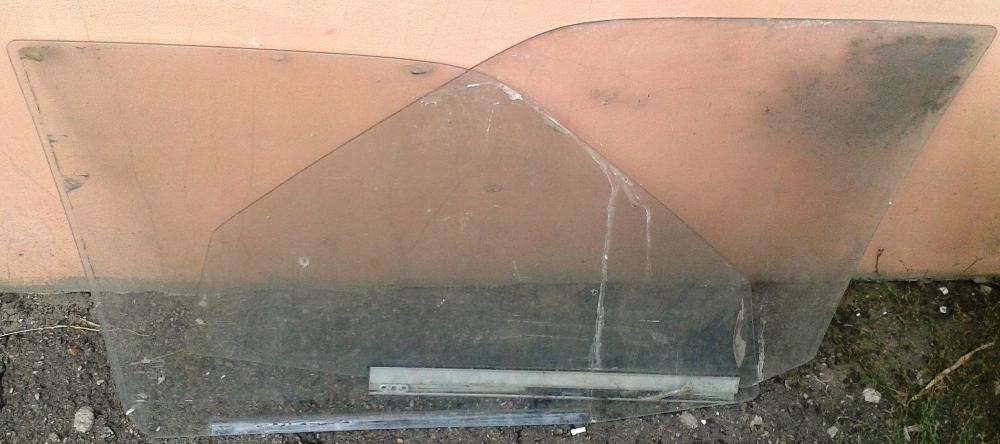 Стекло двери ВАЗ 01-07 , форд сиеру , скорпио , ПАССАТ . б/у