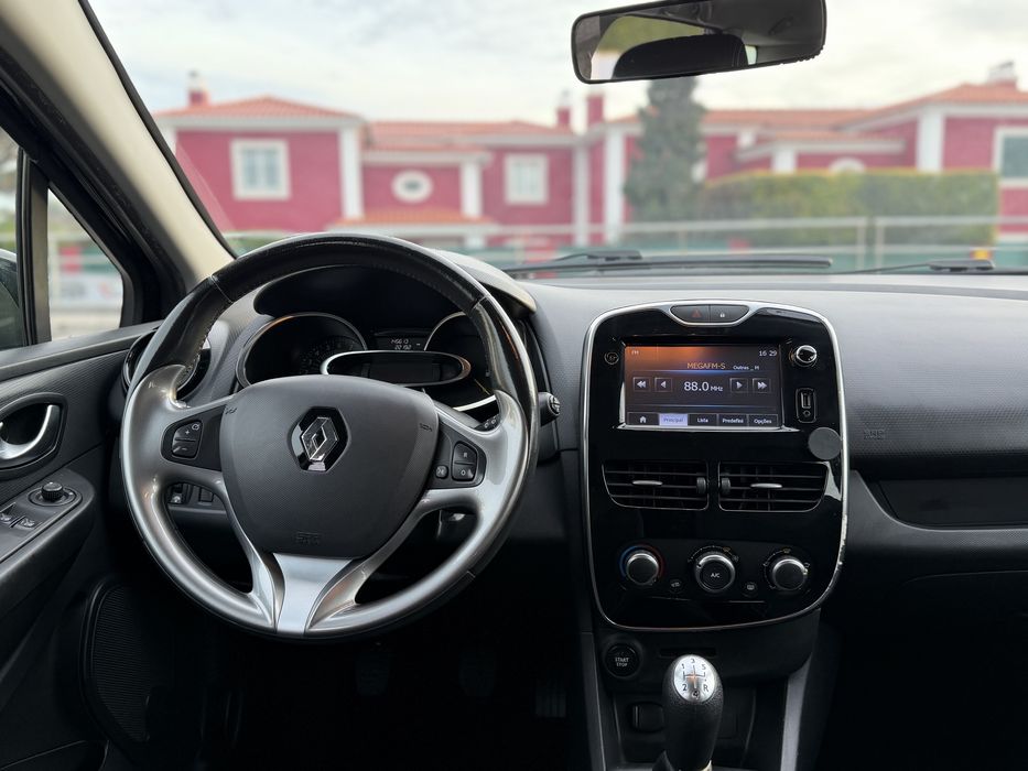 Renault Clio 0.9 TCe Sport Tourer - 140.000km