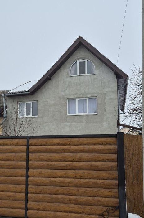 Продається будинок у місті Франківську 4 спалні